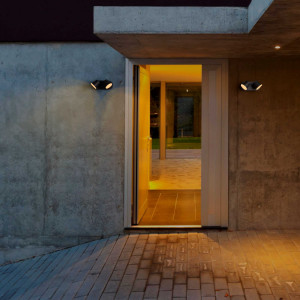 Double outdoor wall light "Tura" - 20,5W - Adjustable - 3000K - IP54