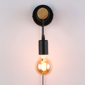 Aplique de pared madera con interruptor y enchufe "MILA"