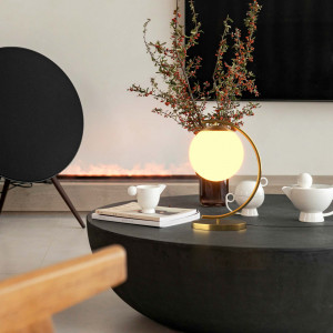 Lampada da tavolo a sfera di cristallo "San" | lampade da tavolo design