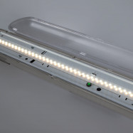 Plafoniera stagna LED / Luce di emergenza - CCT - 150cm - Collegabile - 55W - IP65