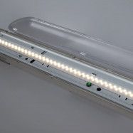 Plafoniera stagna LED/ Luce di emergenza - CCT - 120cm - Collegabile - 40W - IP65