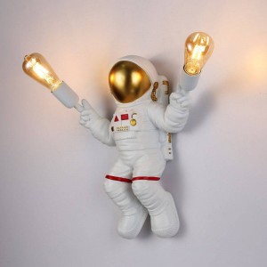 Astronaut wandlamp voor kinderen "ELLEN".