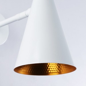 Wandlamp detail