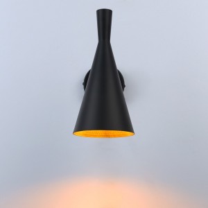 Verstelbare binnenwandlamp zwart en goudkleur - art deco nordic stijl