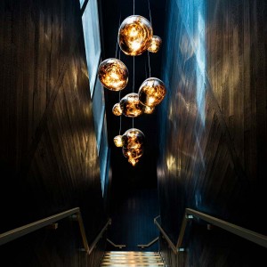 Hanglamp geïnspireerd op TOM Dixon "APRIL".