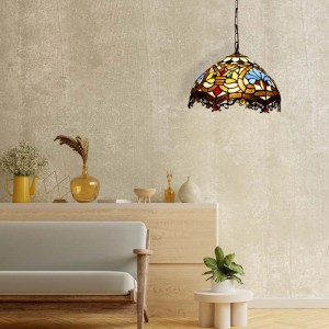 Tiffany geïnspireerde hanglamp met bloemenmozaïek in glas