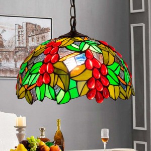 Tiffany geïnspireerde hanglamp met bloemenmozaïek in glas