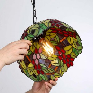 Tiffany geïnspireerde hanglamp met bloemenmozaïek in glas