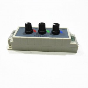 Handmatige RGB-controller voor kleurverandering