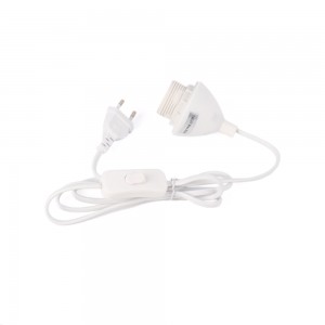 cable con interruptor y enchufe blanco